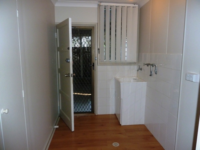 6 Duley Street, Dapto NSW 2530