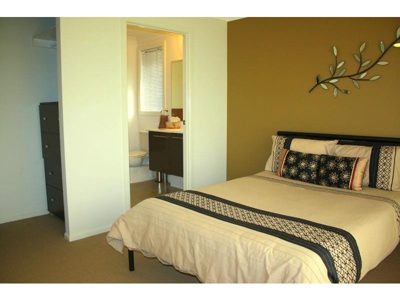 5 Penterong Way, Haywards Bay NSW 2530