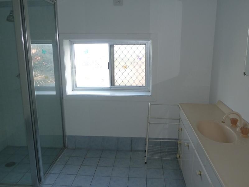 35 Hassan Street, Lake Heights NSW 2502