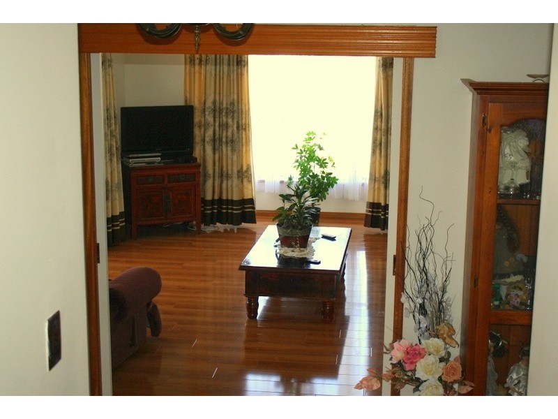 33a Power Drive, Mount Warrigal NSW 2528