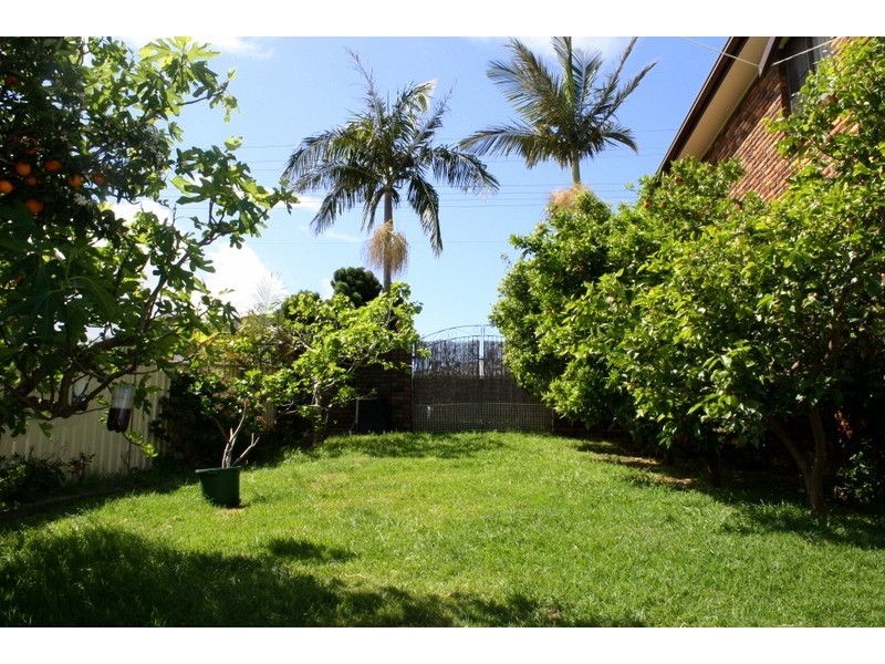 33a Power Drive, Mount Warrigal NSW 2528
