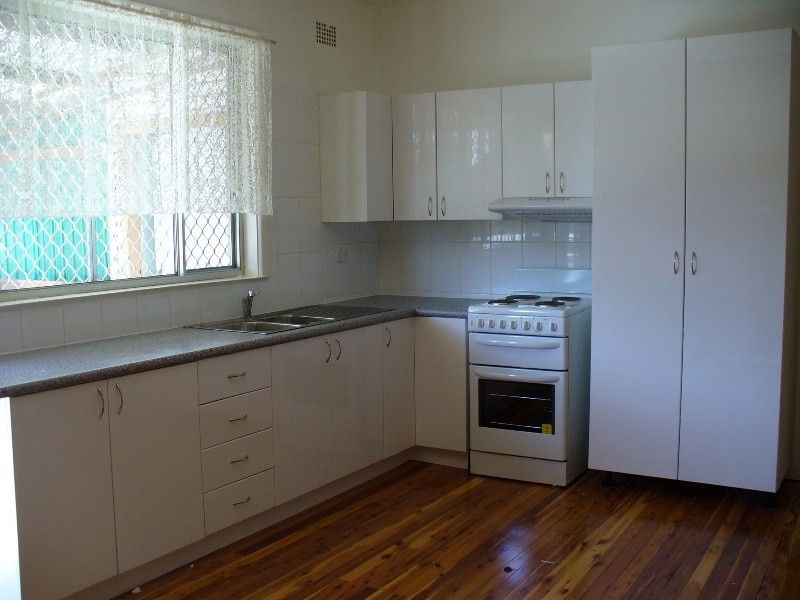 17 Laver Road, Dapto NSW 2530