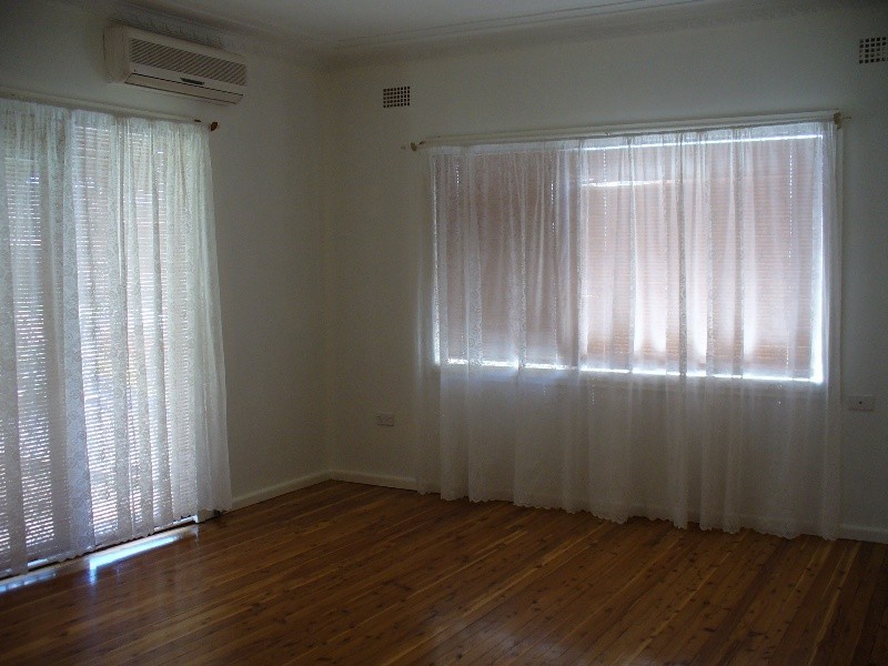 17 Laver Road, Dapto NSW 2530