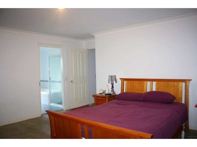 17 Ashwood Place, Horsley NSW 2530