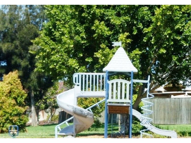 15 Kianga Close, Flinders NSW 2529