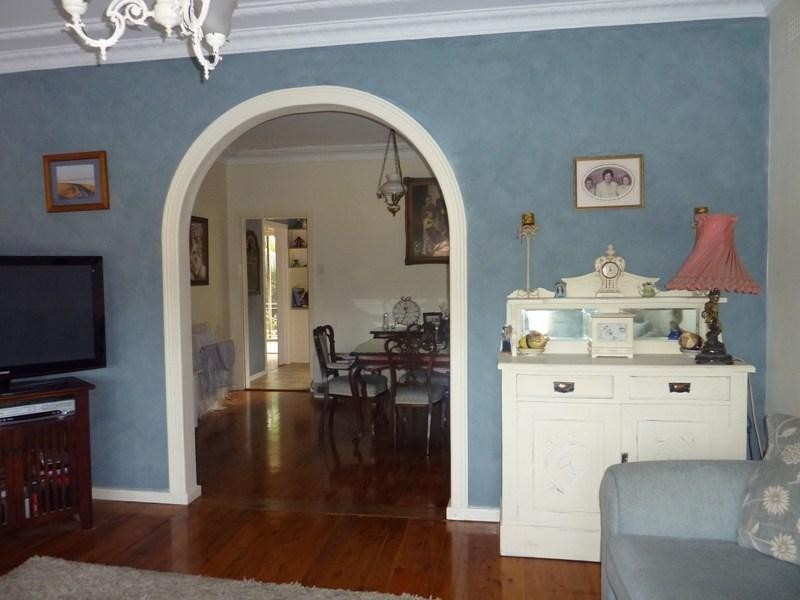 2 William Street, Unanderra NSW 2526