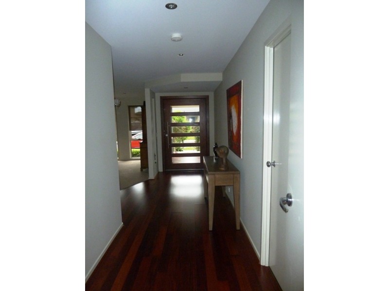 26 Waterview Avenue, Haywards Bay NSW 2530