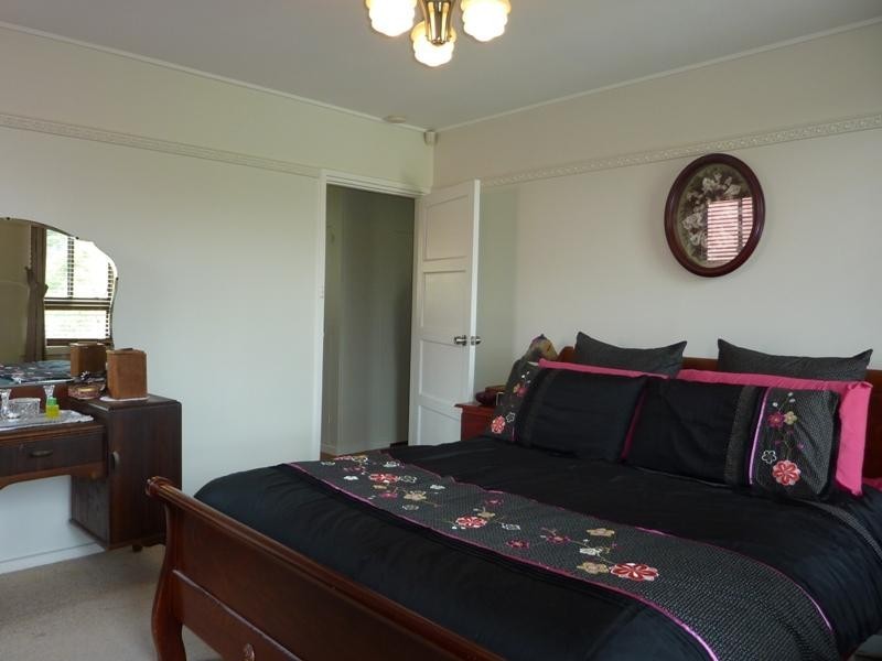 37 Thornbury Avenue, Unanderra NSW 2526