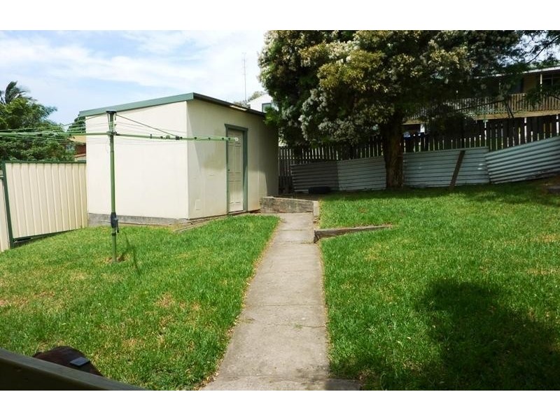 37 Thornbury Avenue, Unanderra NSW 2526