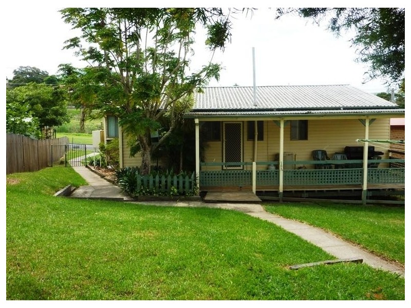 37 Thornbury Avenue, Unanderra NSW 2526