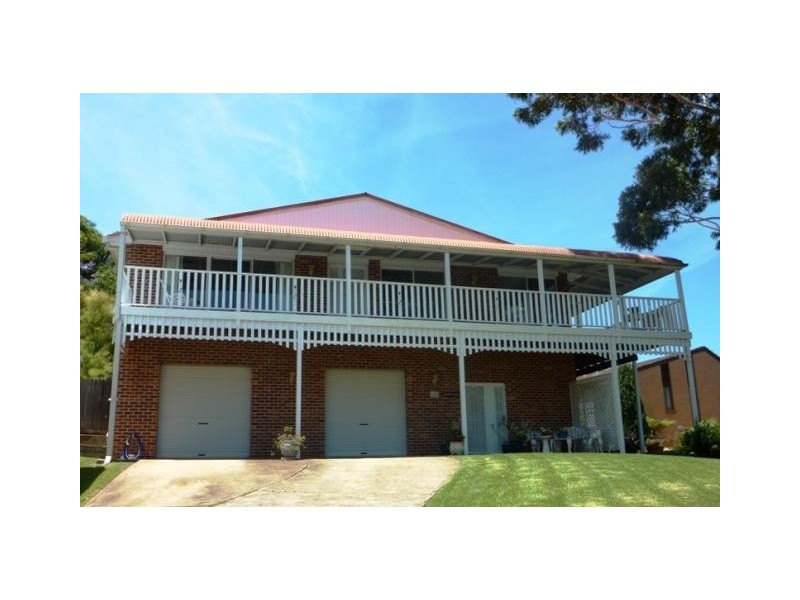 18 Clarence Court, Berkeley NSW 2506