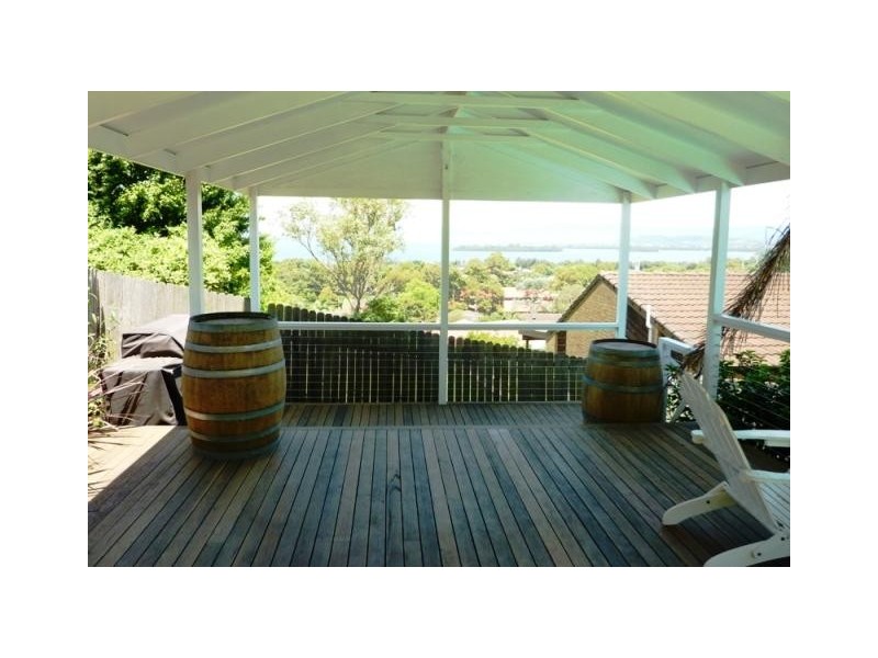 18 Clarence Court, Berkeley NSW 2506