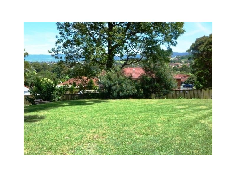 18 Clarence Court, Berkeley NSW 2506
