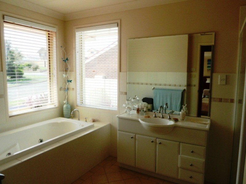 19 Monkhouse Parade, Shell Cove NSW 2529