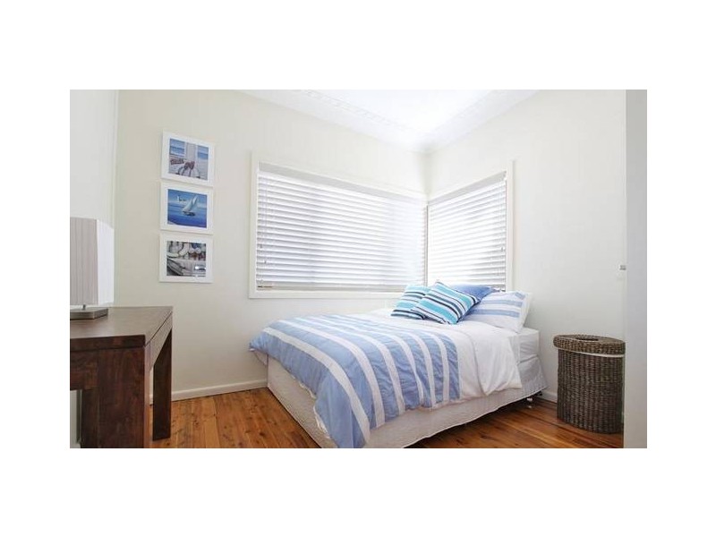 61 Boollwarroo Prd, Shellharbour NSW 2529