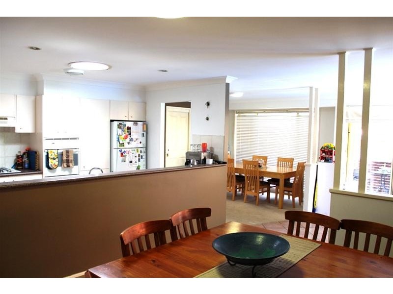 17 Highcroft Boulevard, Horsley NSW 2530