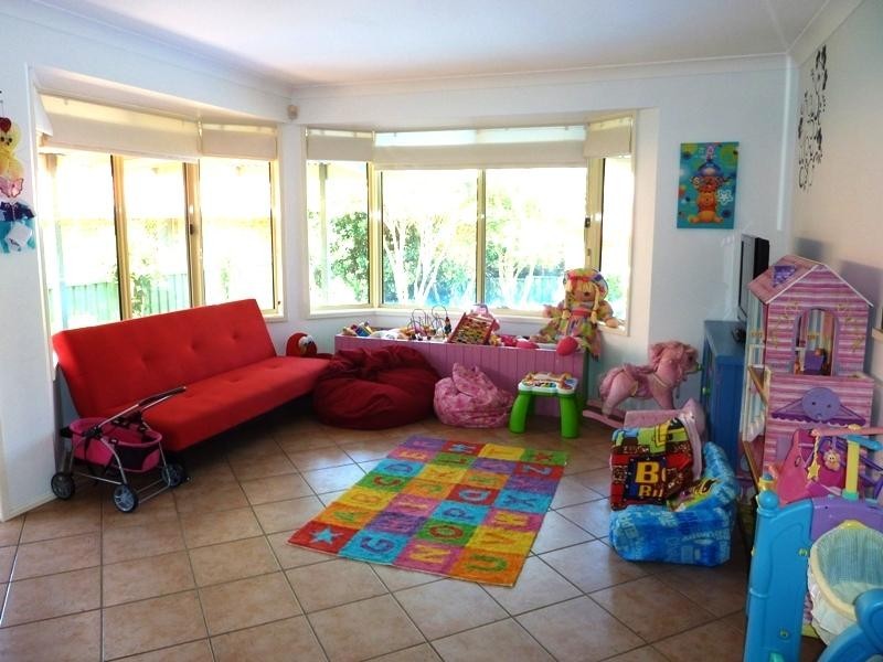 17 Highcroft Boulevard, Horsley NSW 2530
