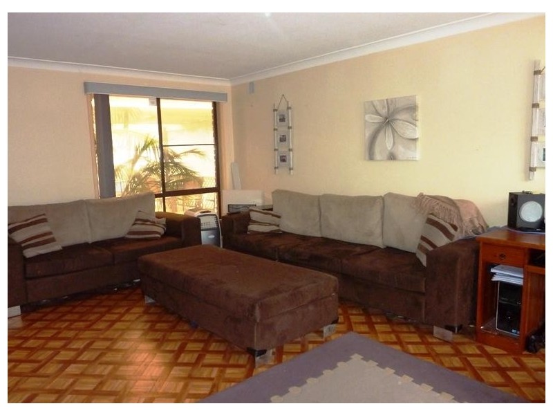 98 Wentworth Street, Oak Flats NSW 2529