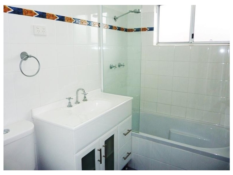 5/16 Railway Street, Corrimal NSW 2518