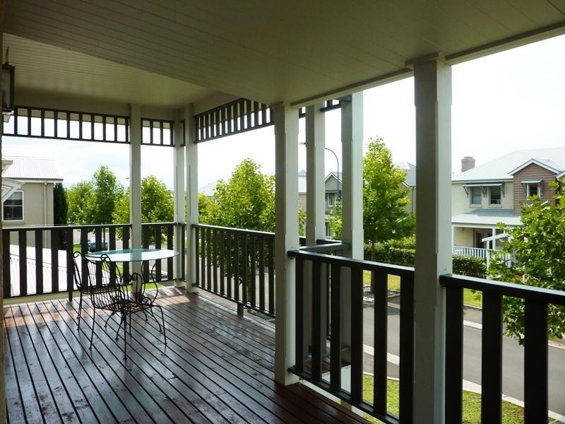 36 Broughton Avenue, Tullimbar NSW 2527