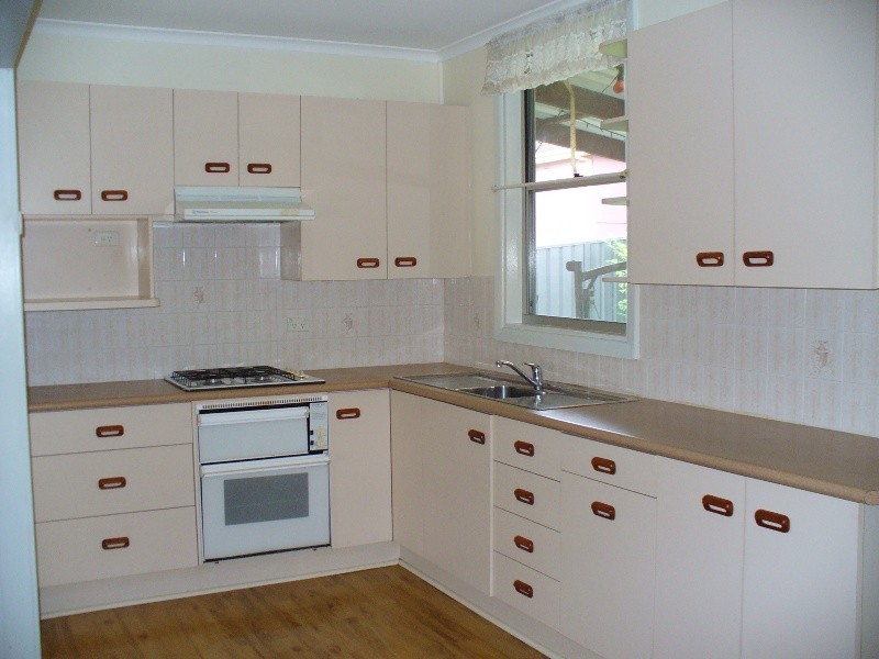 29 Jackson Ave, Warrawong NSW 2502