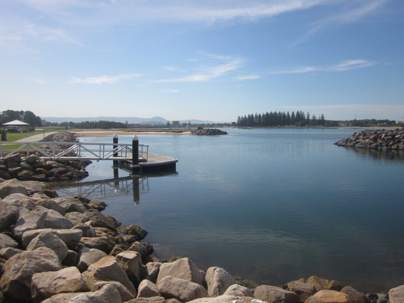 1/37 Reddall Parade, Lake Illawarra NSW 2528