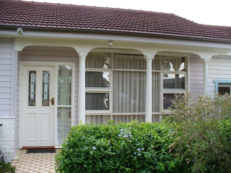 13 Park Cres, Oak Flats NSW 2529