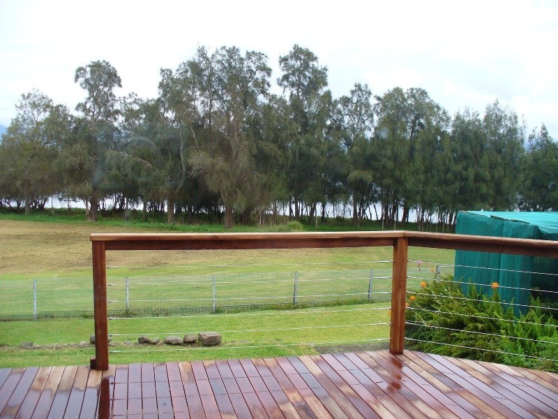 13 Park Cres, Oak Flats NSW 2529