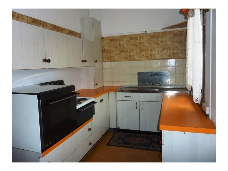 35 Farmborough Road, Unanderra NSW 2526