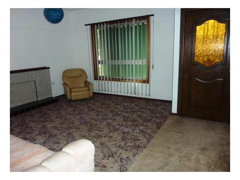 35 Farmborough Road, Unanderra NSW 2526