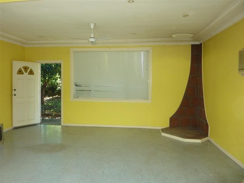 3 Ranchby Avenue, Lake Heights NSW 2502