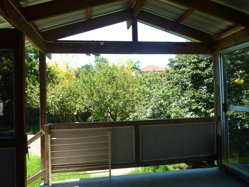 3 Ranchby Avenue, Lake Heights NSW 2502