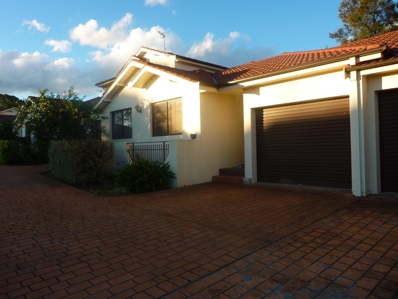 2/60 Darley Street, Shellharbour NSW 2529