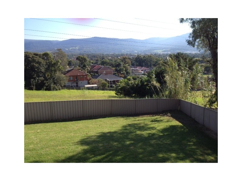 76 Tait Ave, Kanahooka NSW 2530