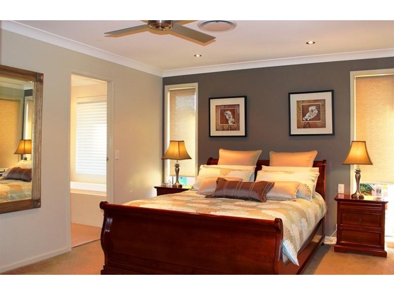 26 Waterview Avenue, Haywards Bay NSW 2530