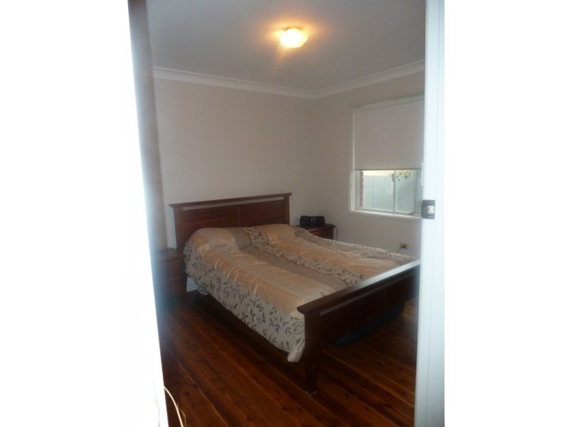 68 The Esplanade, Oak Flats NSW 2529