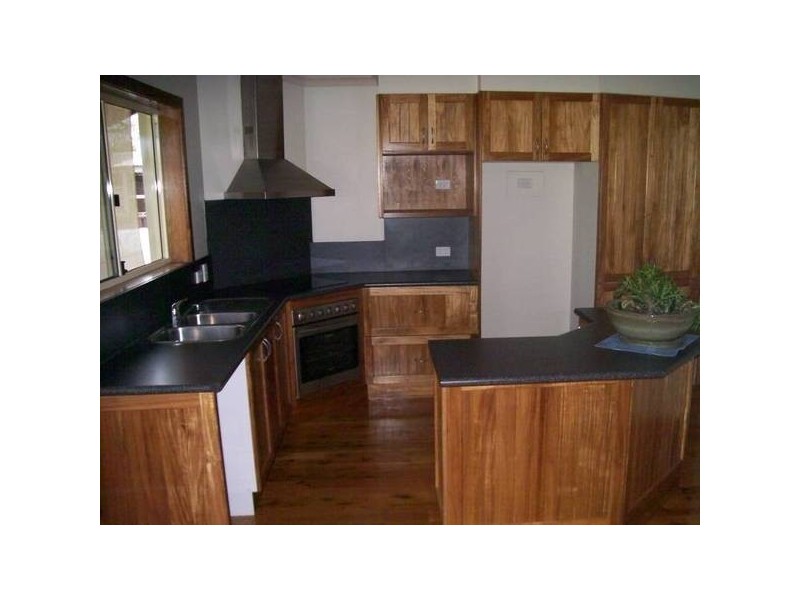 41 Palmer Avenue, Kanahooka NSW 2530