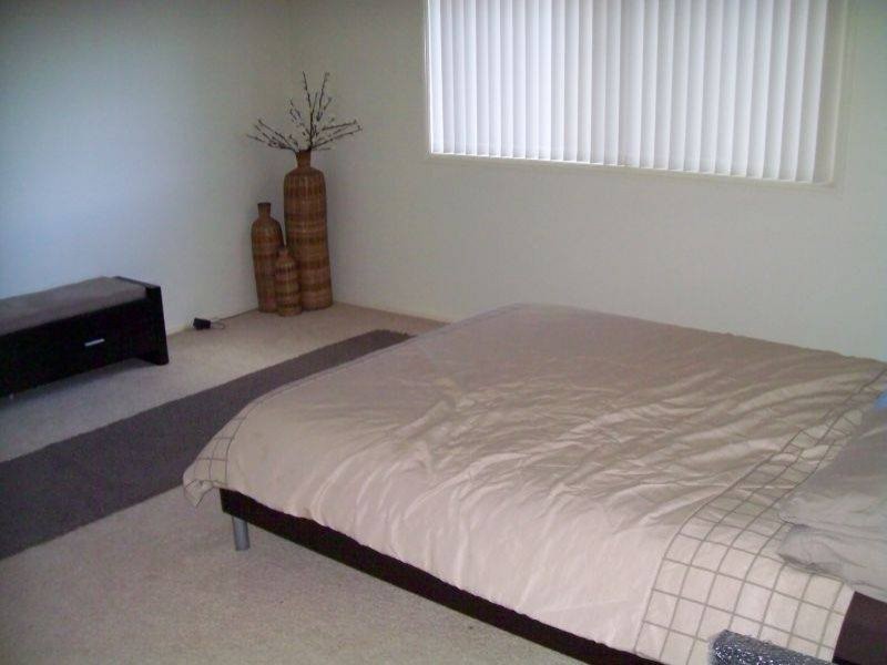 9 Mundoonen Crescent, Horsley NSW 2530