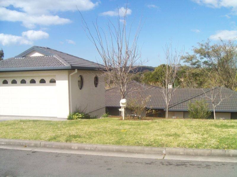 35 Sierra Drive, Horsley NSW 2530