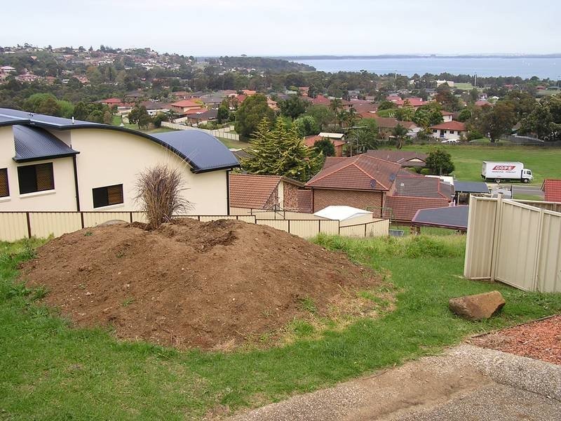 7 Scenic Place, Berkeley NSW 2506