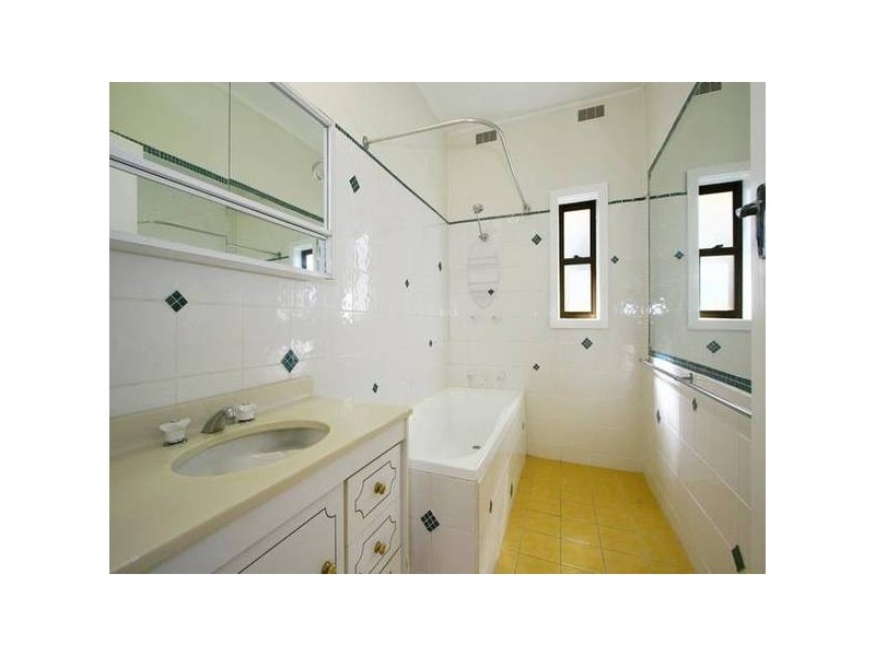 1/21 Spinks Road, Corrimal East NSW 2518