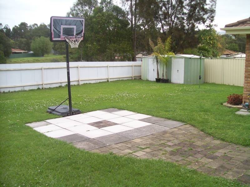 80 Compton Street, Dapto NSW 2530
