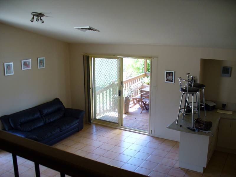 2 Dombarton Place, Horsley NSW 2530