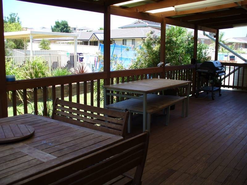 2 Dombarton Place, Horsley NSW 2530