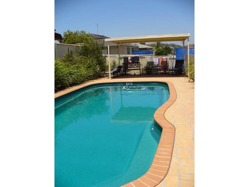 2 Dombarton Place, Horsley NSW 2530