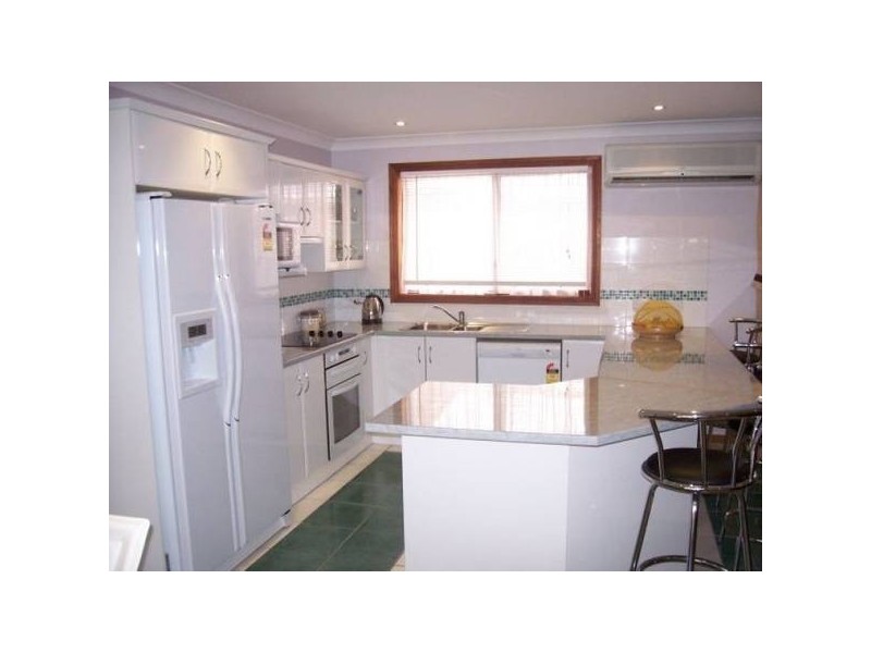 Valentine NSW 2280
