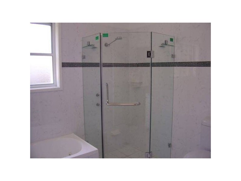 Valentine NSW 2280