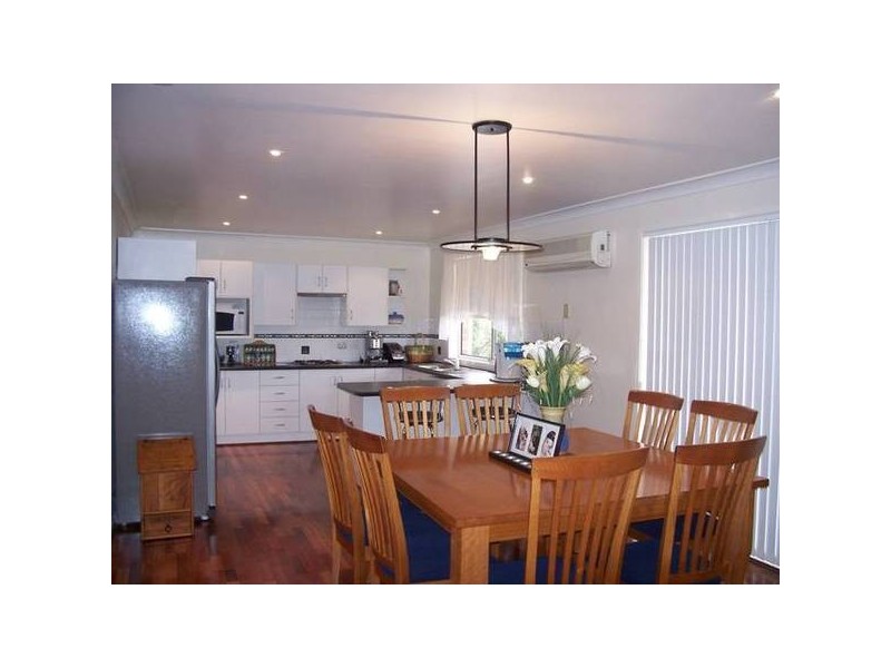 Valentine NSW 2280