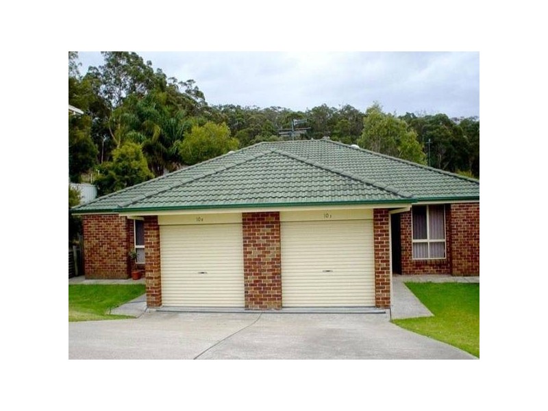 2/10 Herd Street, Mount Hutton NSW 2290