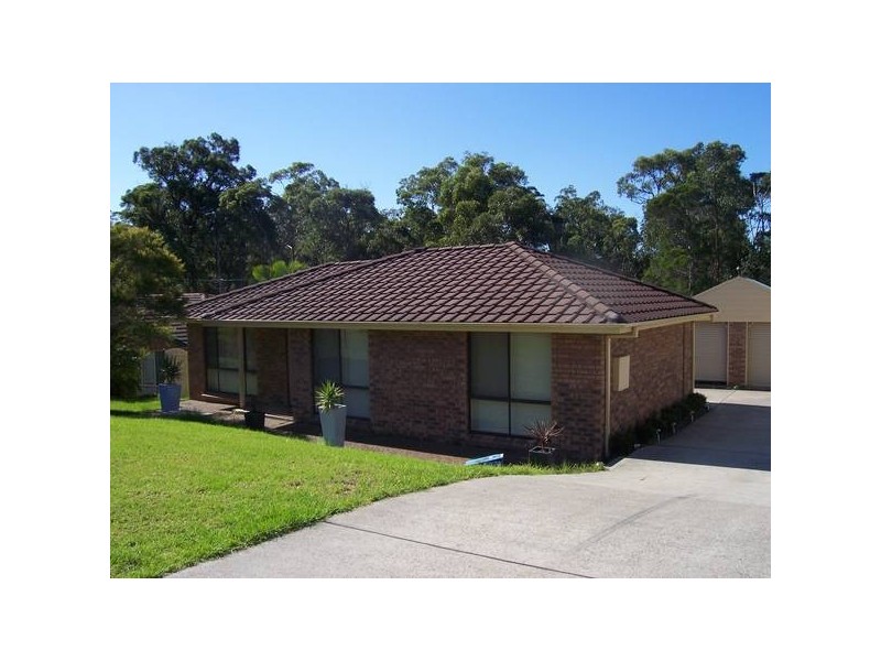 17 Palisade ave, Edgeworth NSW 2285